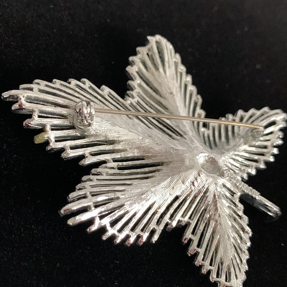 Sarah Coventry Maple Leaf Brooch Pin Textured Silver Tone 2 7/8” Nice Weight - Picture 9 of 12